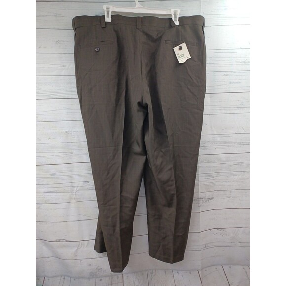 Haggar Smart Fiber Dress Pant Brown Men 42x29 NWOT Classic Fit Flat Front - Picture 2 of 8